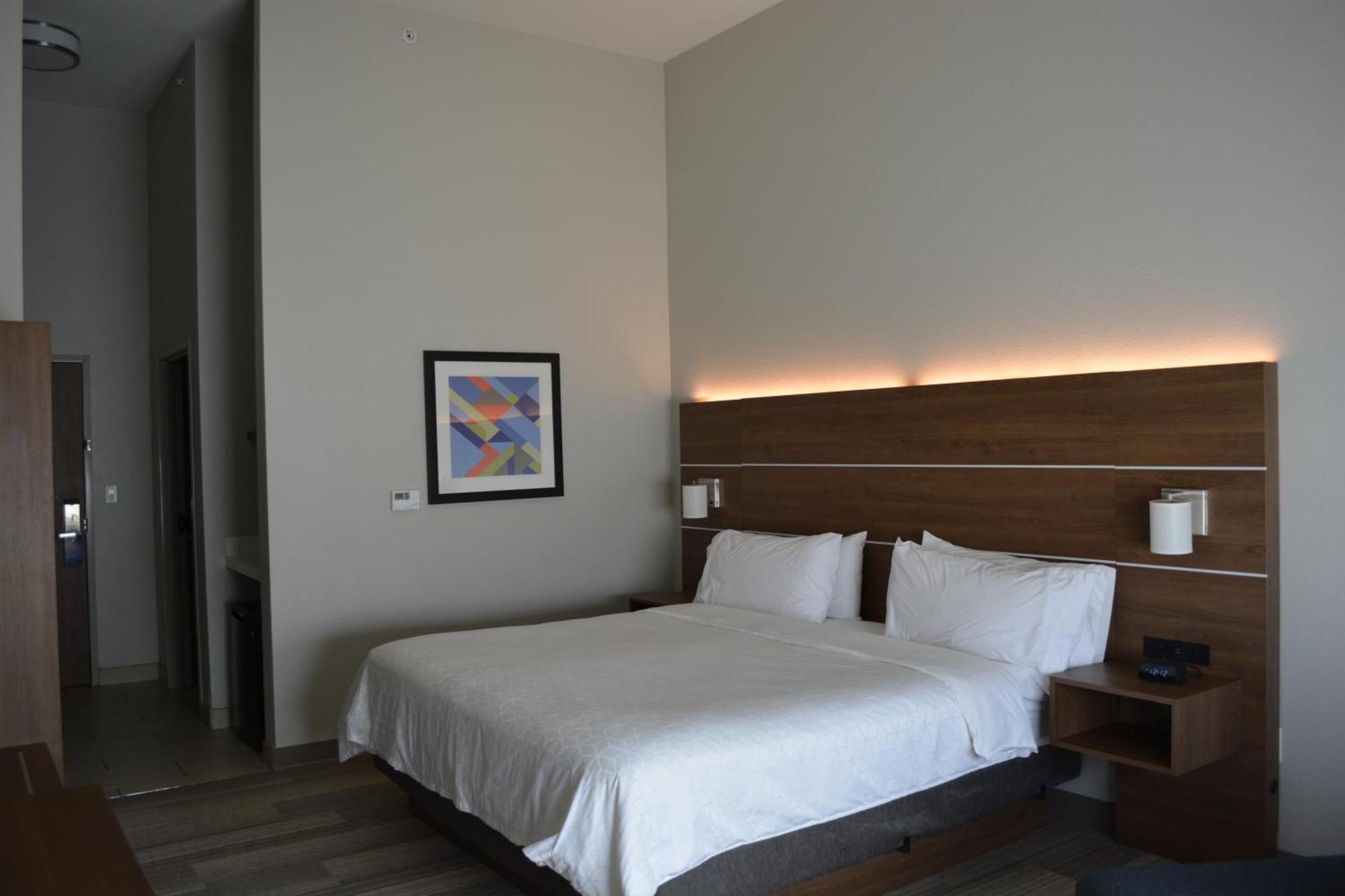 Holiday Inn Express & Suites Liberal Eksteriør bilde